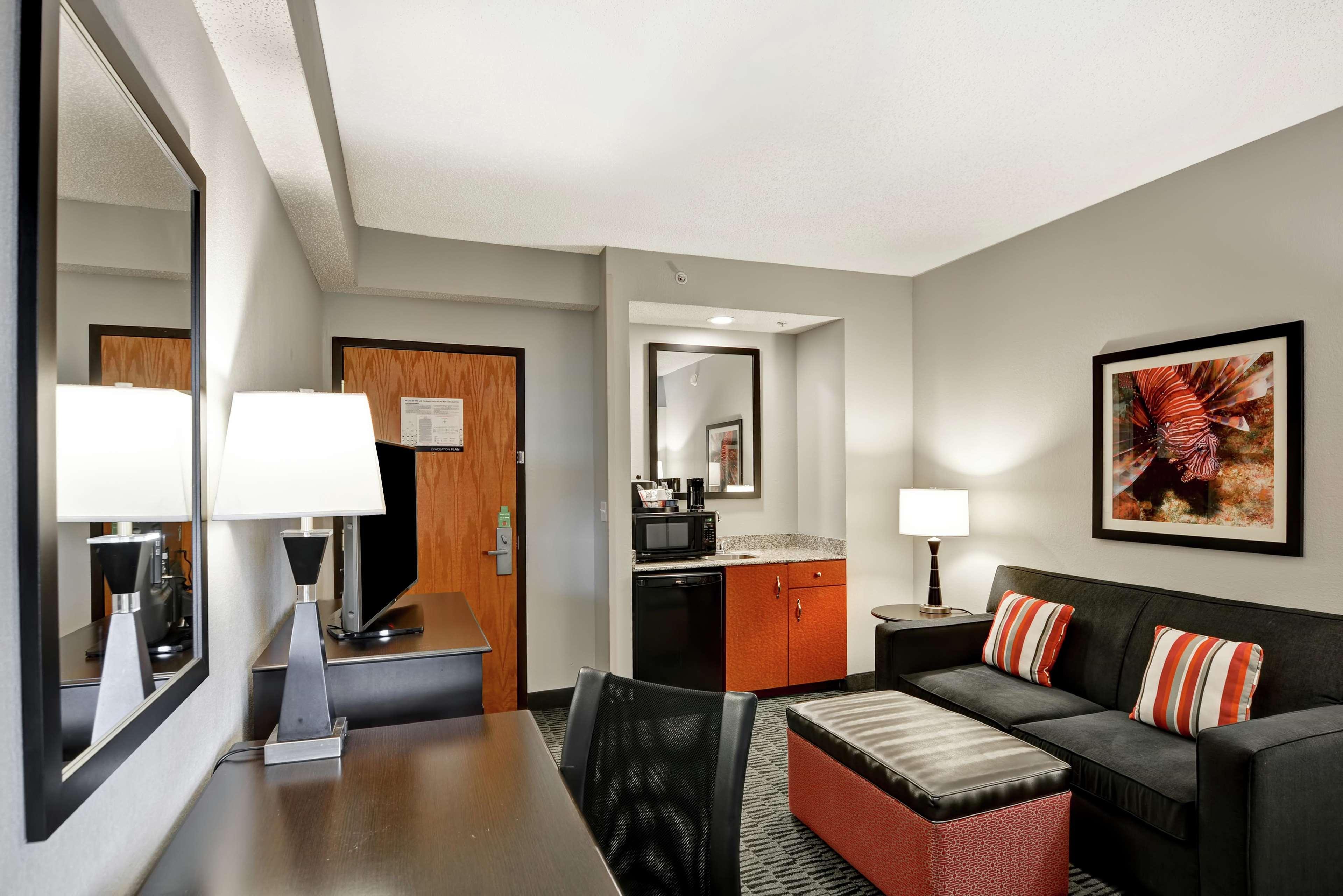 Hampton Inn West Palm Beach-Florida Turnpike Century Village  Exterior foto